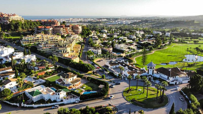 Foto a8428304-824a-43ac-ba6e-1bc4de4978ca. Haus mit heizung parking pool in Las Brisas Marbella Foto a8428304-824a-43ac-ba6e-1bc4de4978ca. Haus mit heizung parking pool in Las Brisas Marbella