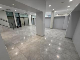 Location Édifice à El Arenal - La Pólvora. Alquiler de magnifico edificio en el centro de dos hermanas Location Édifice à El Arenal - La Pólvora. Alquiler de magnifico edificio en el centro de dos hermanas