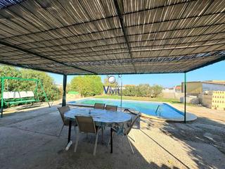 Chalet à Carmona. Chalet en venta en urbanizaciones, 4 dormitorios. Chalet à Carmona. Chalet en venta en urbanizaciones, 4 dormitorios.