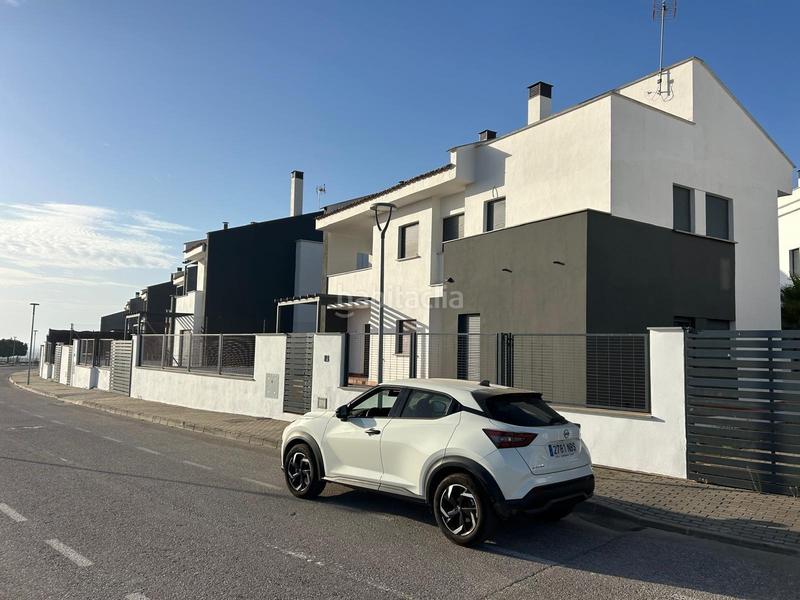 Foto ae3c5d67-a1c9-45cd-92ed-51f405e515be. Xalet a calle lentisco 23 a Las Pajanosas Guillena Foto ae3c5d67-a1c9-45cd-92ed-51f405e515be. Xalet a calle lentisco 23 a Las Pajanosas Guillena