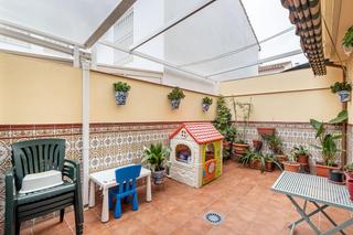 Casa adossada Calle de la corbeta. Fantástica casa adosada junto a barrio periodistas ideal para vi Casa adossada Calle de la corbeta. Fantástica casa adosada junto a barrio periodistas ideal para vi