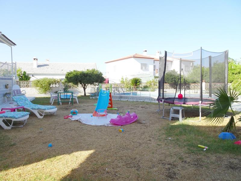 Foto 1124bb10-f7bc-435a-a90c-de9ee3f33a20. Chalet avec parking piscine dans Capellanía - Retamar Alhaurín de la Torre Foto 1124bb10-f7bc-435a-a90c-de9ee3f33a20. Chalet avec parking piscine dans Capellanía - Retamar Alhaurín de la Torre