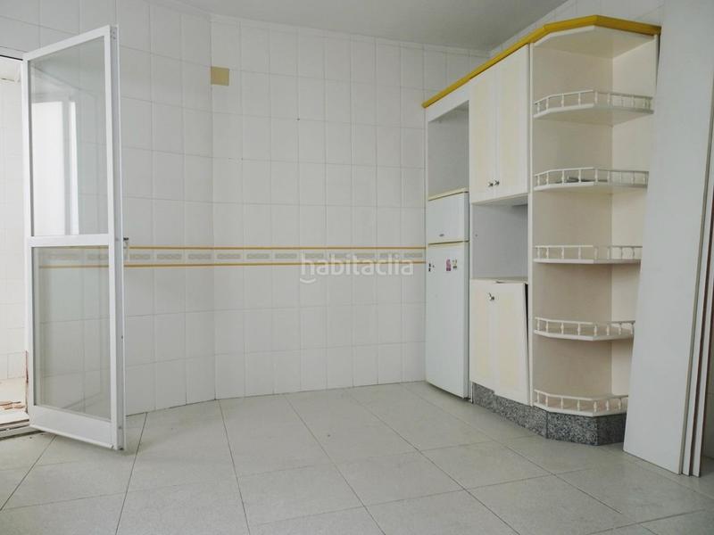 Foto 889ac8c6-9532-49ca-ad57-d93789e9cb8f. Pis a Centro Lucena Foto 889ac8c6-9532-49ca-ad57-d93789e9cb8f. Pis a Centro Lucena