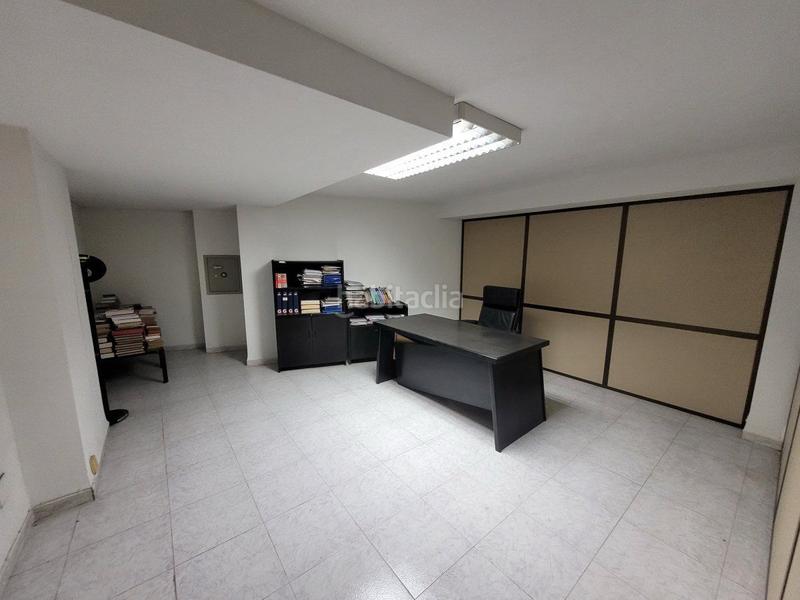 Foto d4344b4b-8f97-41de-861a-7c96faeed952. Oficina a Piscinas Villarreal / Vila - real Foto d4344b4b-8f97-41de-861a-7c96faeed952. Oficina a Piscinas Villarreal / Vila - real