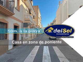 House  Paseo marítimo de poniente House  Paseo marítimo de poniente