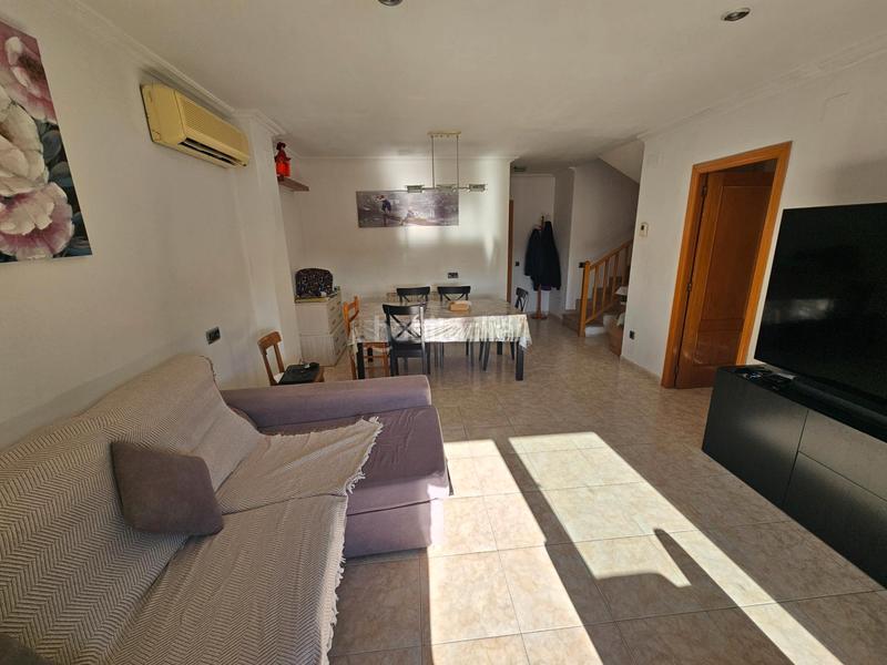 Foto a8de4de5-4fd1-4e28-ab83-21947e6a9064. Zweistöckige wohnung mit heizung in Pardinyes Lleida Foto a8de4de5-4fd1-4e28-ab83-21947e6a9064. Zweistöckige wohnung mit heizung in Pardinyes Lleida