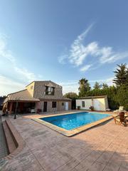 Casa a La Paz. Casa en venta en alcalá de guadaira Casa a La Paz. Casa en venta en alcalá de guadaira