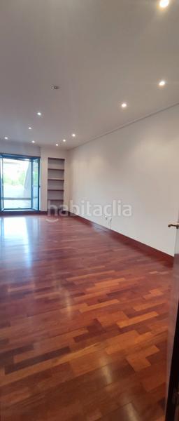 Foto 35a53708-13b2-41c3-b1fd-80480f954324. Rent flat with heating pool in Camas Foto 35a53708-13b2-41c3-b1fd-80480f954324. Rent flat with heating pool in Camas