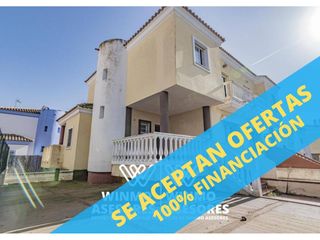 Casa adosada en Ayamonte ciudad. Casa adosada en venta en federico mayo Casa adosada en Ayamonte ciudad. Casa adosada en venta en federico mayo