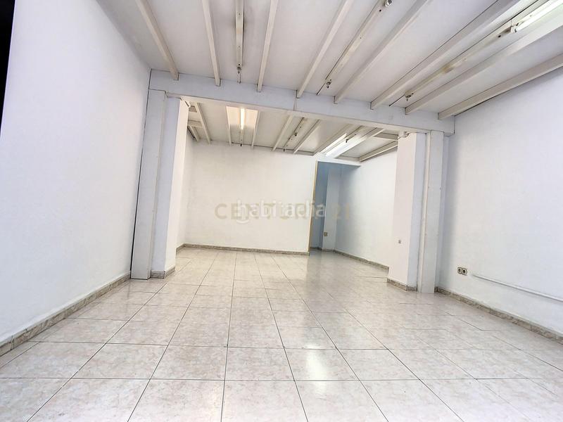 Foto 025d46f1-8443-4b4b-9715-6da80cc0d2f5. Local comercial a calle picadero 4 a Villanueva De La Concepción Foto 025d46f1-8443-4b4b-9715-6da80cc0d2f5. Local comercial a calle picadero 4 a Villanueva De La Concepción