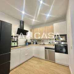 Rez-de-chaussée  Calle benítez parodi. Vivienda reformada a estrenar junto a los príncipes Rez-de-chaussée  Calle benítez parodi. Vivienda reformada a estrenar junto a los príncipes