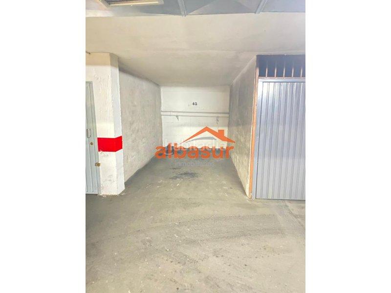 Foto f40d65d7-8e48-4207-a3a5-78271283c923. Parking voiture dans Ciudad Jardín - Zoco Córdoba Foto f40d65d7-8e48-4207-a3a5-78271283c923. Parking voiture dans Ciudad Jardín - Zoco Córdoba