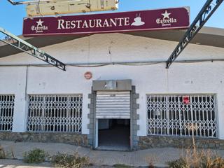 Local commercial à Alcolea. Local con licencia de apertura en zona estratégica junto al proy Local commercial à Alcolea. Local con licencia de apertura en zona estratégica junto al proy