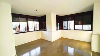 Miete Etagenwohnung in Fígares. Piso con cuatro dormitorios y dos baños situado en el jardin de Miete Etagenwohnung in Fígares. Piso con cuatro dormitorios y dos baños situado en el jardin de