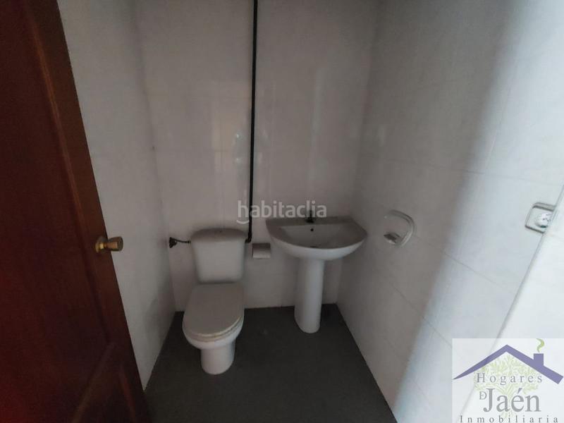 Foto 4ecb181b-a7e0-4723-bdfa-62bb0d4e89a2. Local comercial a Renfe - Bulevar 1ª y 2ª Fase Jaén Foto 4ecb181b-a7e0-4723-bdfa-62bb0d4e89a2. Local comercial a Renfe - Bulevar 1ª y 2ª Fase Jaén