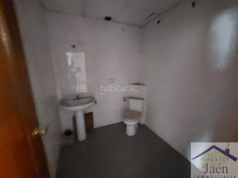 Foto c9a2fcb2-3f61-412d-93d4-8d17ef27b726. Local comercial a Renfe - Bulevar 1ª y 2ª Fase Jaén Foto c9a2fcb2-3f61-412d-93d4-8d17ef27b726. Local comercial a Renfe - Bulevar 1ª y 2ª Fase Jaén