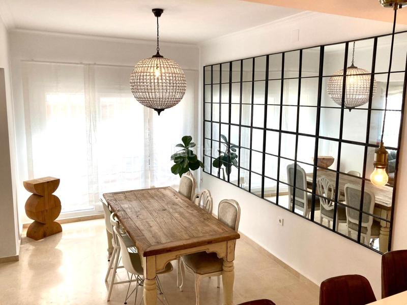 Foto 746107dc-3643-4733-9bbd-0bfc3d528e84. Maison jumelée avec cheminée piscine dans Urbadiez - Entrepuentes Sevilla Foto 746107dc-3643-4733-9bbd-0bfc3d528e84. Maison jumelée avec cheminée piscine dans Urbadiez - Entrepuentes Sevilla