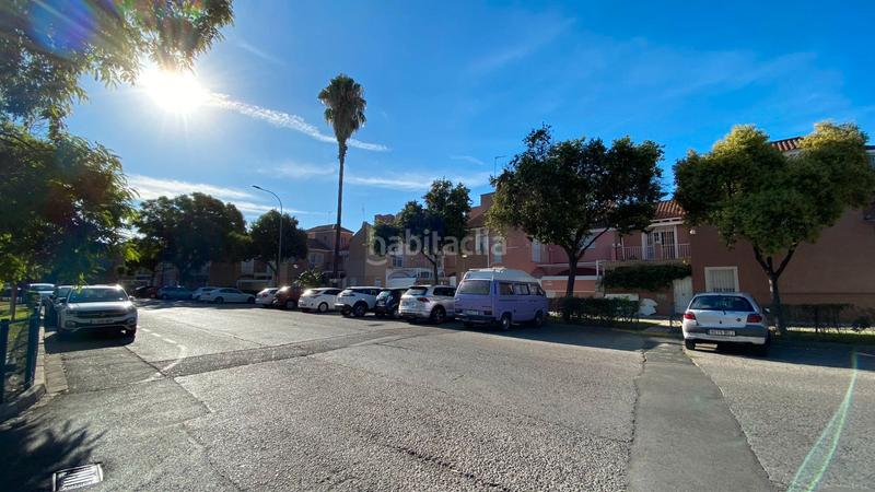 Foto 84786e3f-c48c-4864-85e7-a3ead18c14e9. Maison jumelée avec cheminée piscine dans Urbadiez - Entrepuentes Sevilla Foto 84786e3f-c48c-4864-85e7-a3ead18c14e9. Maison jumelée avec cheminée piscine dans Urbadiez - Entrepuentes Sevilla