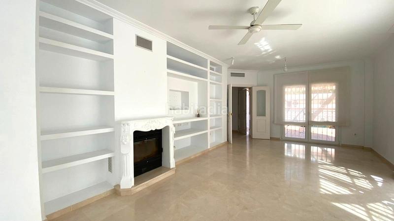 Foto a85df0d8-3a4c-4ff4-b5a7-dc1361731b5f. Maison jumelée avec cheminée piscine dans Urbadiez - Entrepuentes Sevilla Foto a85df0d8-3a4c-4ff4-b5a7-dc1361731b5f. Maison jumelée avec cheminée piscine dans Urbadiez - Entrepuentes Sevilla