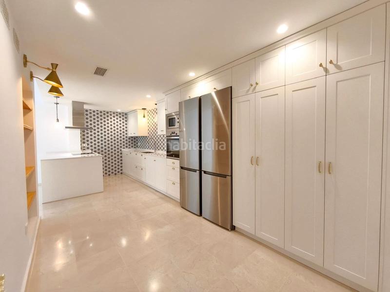 Foto b0d01fe5-8337-479b-aa5b-abe36be95b7b. Maison jumelée avec cheminée piscine dans Urbadiez - Entrepuentes Sevilla Foto b0d01fe5-8337-479b-aa5b-abe36be95b7b. Maison jumelée avec cheminée piscine dans Urbadiez - Entrepuentes Sevilla