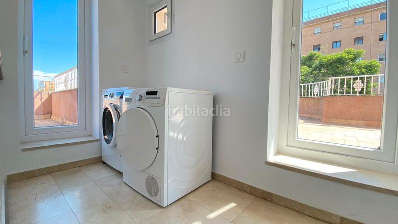 Foto b42c4da3-8545-40ff-ac24-bd43faf971aa. Maison jumelée avec cheminée piscine dans Urbadiez - Entrepuentes Sevilla Foto b42c4da3-8545-40ff-ac24-bd43faf971aa. Maison jumelée avec cheminée piscine dans Urbadiez - Entrepuentes Sevilla