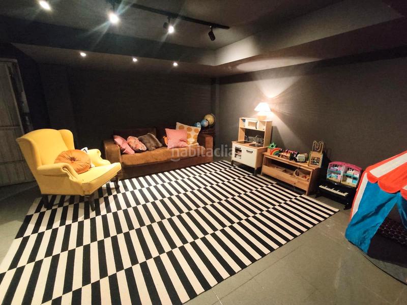 Foto bcb45f37-c6b9-42ed-a347-9b16af2912a2. Maison jumelée avec cheminée piscine dans Urbadiez - Entrepuentes Sevilla Foto bcb45f37-c6b9-42ed-a347-9b16af2912a2. Maison jumelée avec cheminée piscine dans Urbadiez - Entrepuentes Sevilla