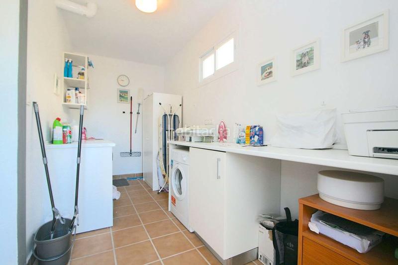 Foto 53c92035-521e-42cb-94a8-743819d91939. Chalet con piscina in El Faro de Calaburra - Chaparral Mijas Foto 53c92035-521e-42cb-94a8-743819d91939. Chalet con piscina in El Faro de Calaburra - Chaparral Mijas