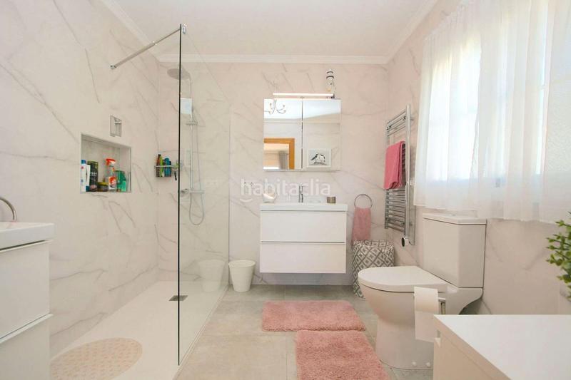 Foto f80eca02-46aa-44b9-befd-807956b9c62b. Chalet con piscina in El Faro de Calaburra - Chaparral Mijas Foto f80eca02-46aa-44b9-befd-807956b9c62b. Chalet con piscina in El Faro de Calaburra - Chaparral Mijas