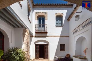 Mas à Carmona. Anterior uso turistico (hostal). casa rehabilitada casco históri Mas à Carmona. Anterior uso turistico (hostal). casa rehabilitada casco históri