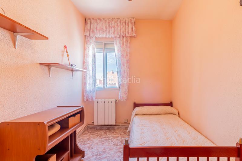 Foto c4ffe19a-ae2d-44ff-8db0-3c38f7df501d. Flat with heating in Casco Histórico de Vicálvaro Madrid Foto c4ffe19a-ae2d-44ff-8db0-3c38f7df501d. Flat with heating in Casco Histórico de Vicálvaro Madrid