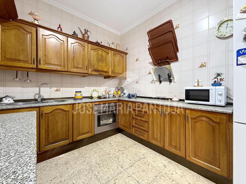 Foto 76fd3d36-68ae-408b-a4fd-0a06f75147ef. Casa amb aparcament a Pago San José - Princi - Jerez Jerez de la Frontera Foto 76fd3d36-68ae-408b-a4fd-0a06f75147ef. Casa amb aparcament a Pago San José - Princi - Jerez Jerez de la Frontera