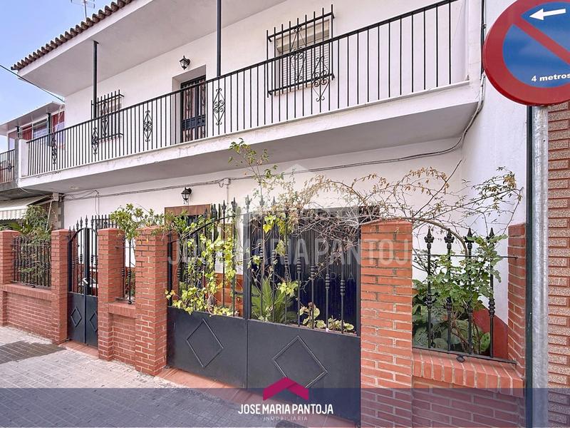 Foto ffabc433-12a0-4269-bfda-dd7d51780fbe. Casa amb aparcament a Pago San José - Princi - Jerez Jerez de la Frontera Foto ffabc433-12a0-4269-bfda-dd7d51780fbe. Casa amb aparcament a Pago San José - Princi - Jerez Jerez de la Frontera