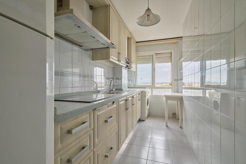 Foto 3c50a639-40dd-4bfd-94d5-a3b62592dbef. Appartamento con parcheggio in Chapín - Campus Universitario - Navinco Jerez de la Frontera Foto 3c50a639-40dd-4bfd-94d5-a3b62592dbef. Appartamento con parcheggio in Chapín - Campus Universitario - Navinco Jerez de la Frontera