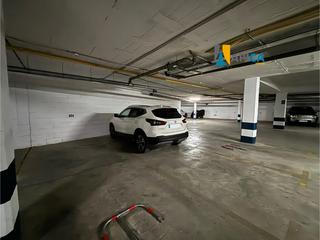 Aparcament cotxe a Divina Pastora - La Yeguada. Amplia plaza de garage Aparcament cotxe a Divina Pastora - La Yeguada. Amplia plaza de garage