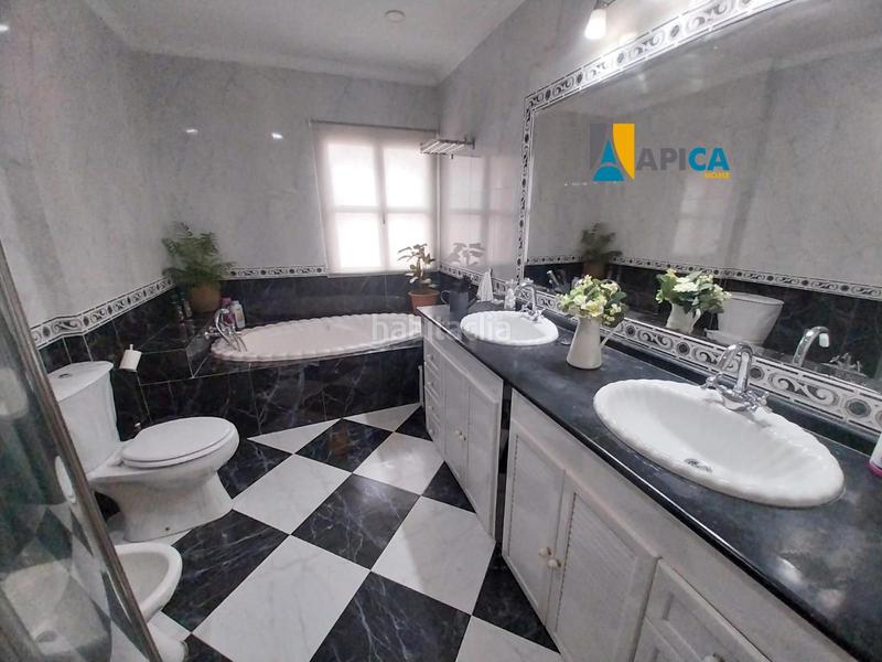 Foto fda4fe92-691c-464e-8e0c-8c1eddda55b4. Casa adossada amb calefacció a Centro Puerto Real Foto fda4fe92-691c-464e-8e0c-8c1eddda55b4. Casa adossada amb calefacció a Centro Puerto Real