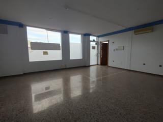 Local Comercial a Calle uruguay 1 Local Comercial a Calle uruguay 1