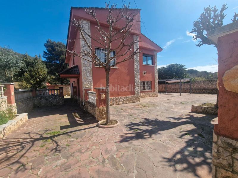 Foto c93573e8-3663-4bb0-bc73-9d852ae7d0a7. Casa con camino parcheggio in Canyelles Foto c93573e8-3663-4bb0-bc73-9d852ae7d0a7. Casa con camino parcheggio in Canyelles