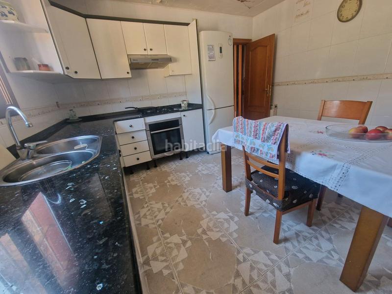 Foto eacd8632-33d1-4d5f-be3b-150a56b839d7. Casa con camino parcheggio in Canyelles Foto eacd8632-33d1-4d5f-be3b-150a56b839d7. Casa con camino parcheggio in Canyelles