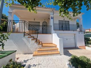 Location Chalet Carrer arinsal. Casa rectoret, cunit - alquiler vivienda habitual - con garantía Location Chalet Carrer arinsal. Casa rectoret, cunit - alquiler vivienda habitual - con garantía