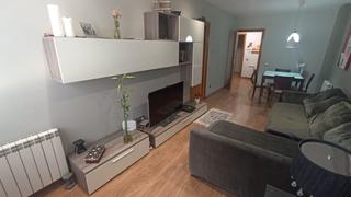 Dúplex  Carrer roger de llúria. Dúplex de 2 habitaciones en pardinyes, detrás de la estación de Dúplex  Carrer roger de llúria. Dúplex de 2 habitaciones en pardinyes, detrás de la estación de