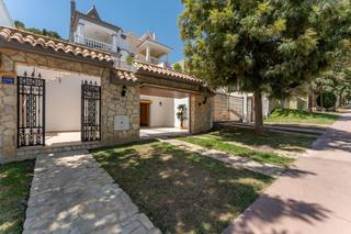 Miete Doppelhaus in Cortijo Torrequebrada. Exclusivo pareado de 4 dormitorios con piscina privada y ascenso Miete Doppelhaus in Cortijo Torrequebrada. Exclusivo pareado de 4 dormitorios con piscina privada y ascenso