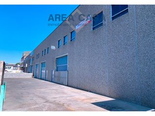 Rent Warehouse Piscina, jardin, santa coloma de gramenet. Nave industrial en santa coloma, 990m2, reciente construcción Rent Warehouse Piscina, jardin, santa coloma de gramenet. Nave industrial en santa coloma, 990m2, reciente construcción