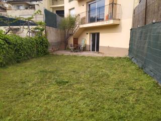 Dúplex Carrer de la selva. Dúplex con jardín y garaje privado en arbúcies Dúplex Carrer de la selva. Dúplex con jardín y garaje privado en arbúcies