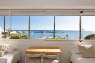Apartament  Avenida duque de ahumada. Apartamento en primera línea de playa Apartament  Avenida duque de ahumada. Apartamento en primera línea de playa