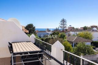 Etagenwohnung in Guadalobón. Descubre este acogedor dúplex de 2 dormitorios, 2 baños y aseo d Etagenwohnung in Guadalobón. Descubre este acogedor dúplex de 2 dormitorios, 2 baños y aseo d