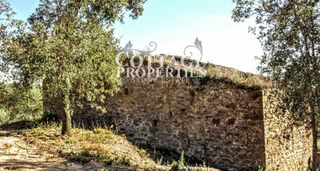 Masía en Palol de Revardit. Masia catalana a rehabilitar ubicada en un entorno muy bonito Masía en Palol de Revardit. Masia catalana a rehabilitar ubicada en un entorno muy bonito