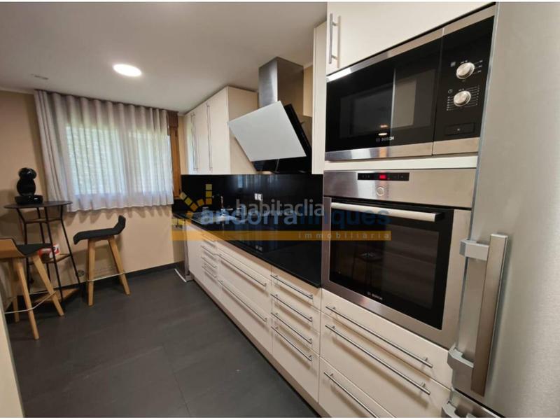 Foto df4e5a19-9e01-4900-87d4-8623927ecde1. Pis amb aparcament a Ordino-ansalonga-sornás Ordino Foto df4e5a19-9e01-4900-87d4-8623927ecde1. Pis amb aparcament a Ordino-ansalonga-sornás Ordino