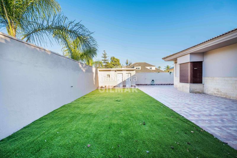 Foto 0d9850bc-4faf-4f9b-8117-24a4172e6b26. Xalet amb calefacció aparcament a Parque Avenida Jerez de la Frontera Foto 0d9850bc-4faf-4f9b-8117-24a4172e6b26. Xalet amb calefacció aparcament a Parque Avenida Jerez de la Frontera