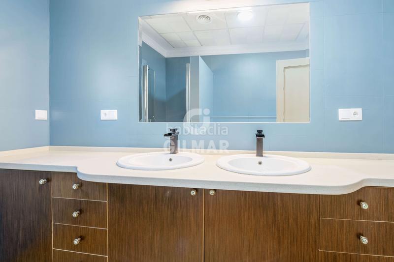 Foto 8e4e70f7-6c93-4e20-be29-ca064e3d2174. Xalet amb calefacció aparcament a Parque Avenida Jerez de la Frontera Foto 8e4e70f7-6c93-4e20-be29-ca064e3d2174. Xalet amb calefacció aparcament a Parque Avenida Jerez de la Frontera