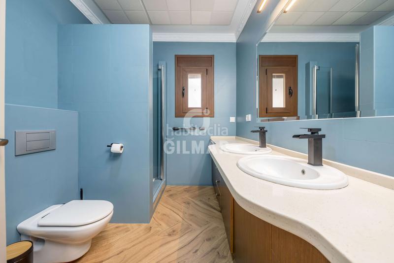 Foto f66710a6-9c4a-4092-93e9-48cb9018ddad. Xalet amb calefacció aparcament a Parque Avenida Jerez de la Frontera Foto f66710a6-9c4a-4092-93e9-48cb9018ddad. Xalet amb calefacció aparcament a Parque Avenida Jerez de la Frontera